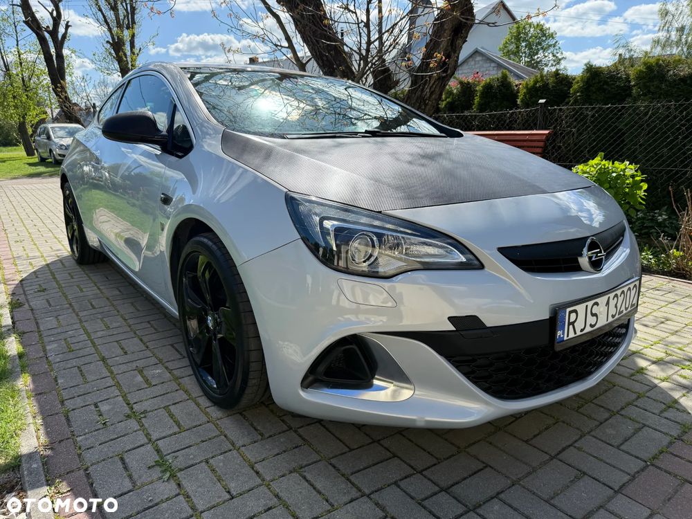 Opel Astra IV GTC OPC - 3