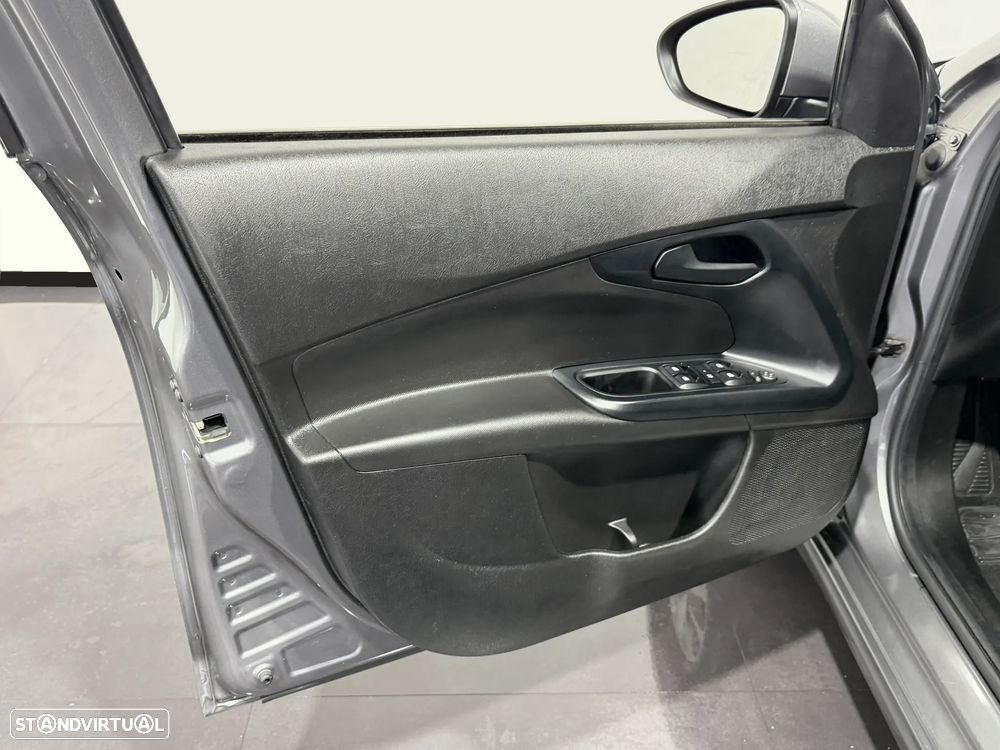 Fiat Tipo Station Wagon 1.3 M-Jet Lounge - 19