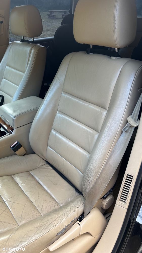 Volkswagen Touareg 2.5 R5 TDI Tiptr - 15
