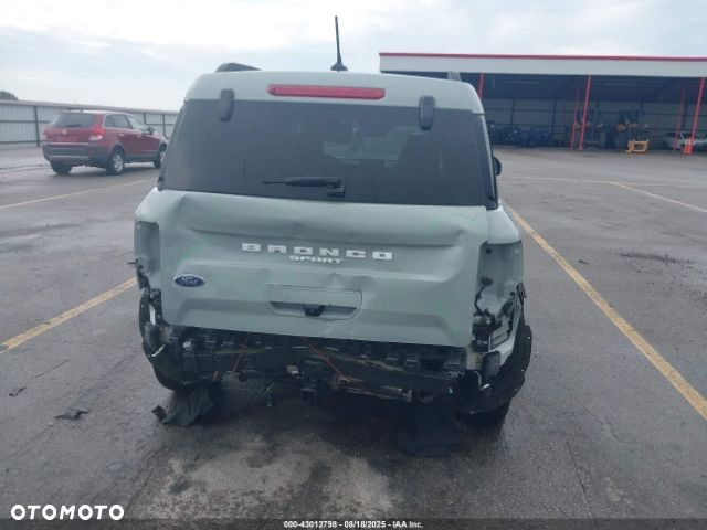 Ford Bronco - 14