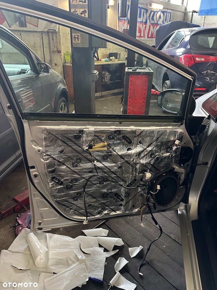 Toyota Prius+ Hybrid 135 Executive - 24