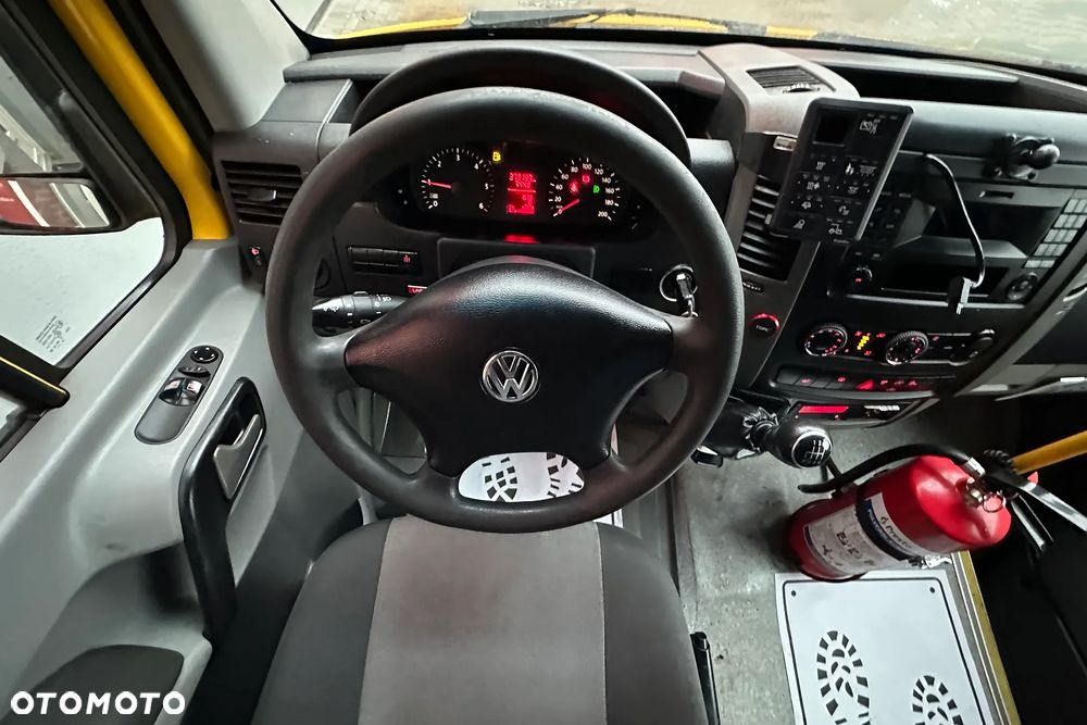 Volkswagen Crafter AUTOBUS - 18