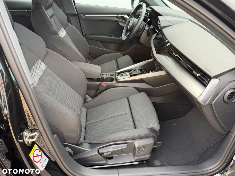 Audi A3 Sportback 35 TFSI mHEV S tronic - 12