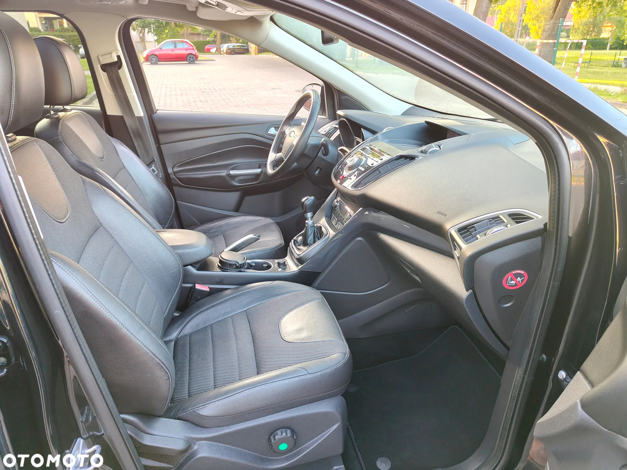 Ford Kuga 1.5 EcoBoost 2x4 Individual - 7