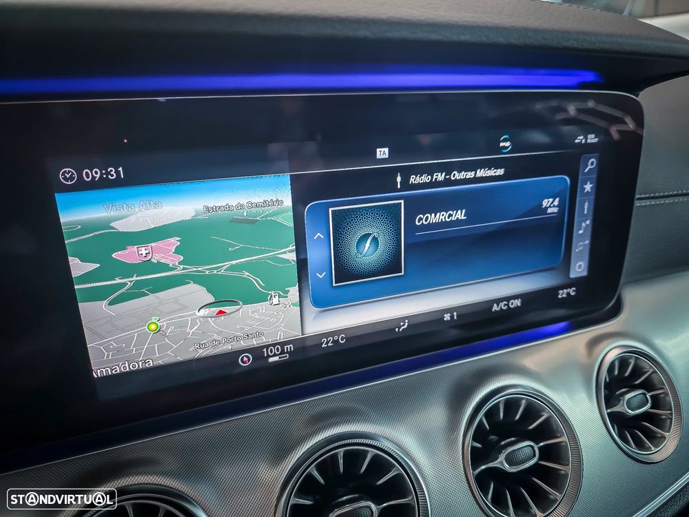 Mercedes-Benz E 220 d Cabrio 9G-Tronic AMG Line - 41