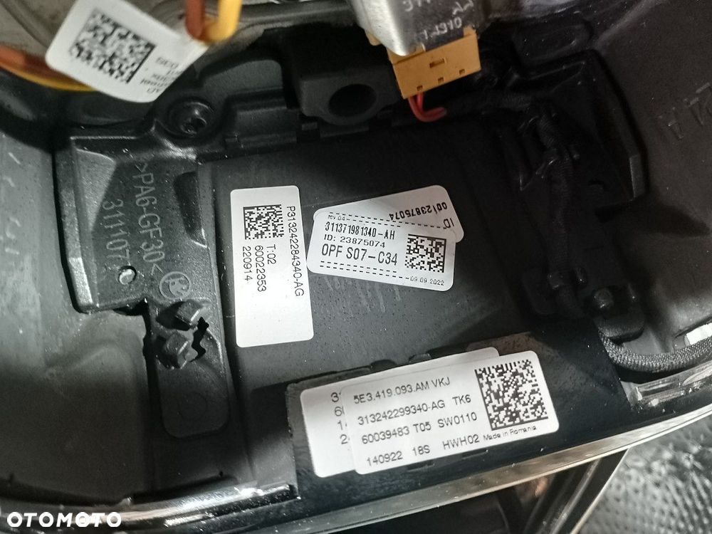 KIEROWNICA MULTIFUNKCYJNA SKODA OCTAVIA IV 5E3419093AM - 2