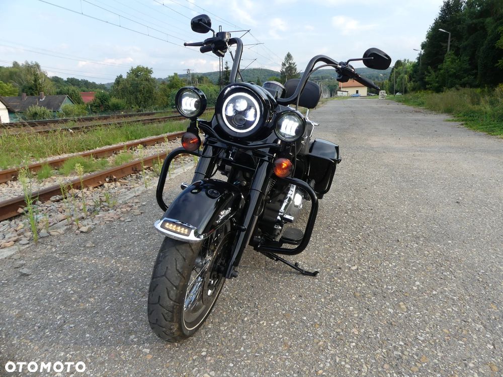 Harley-Davidson Touring Road King - 14
