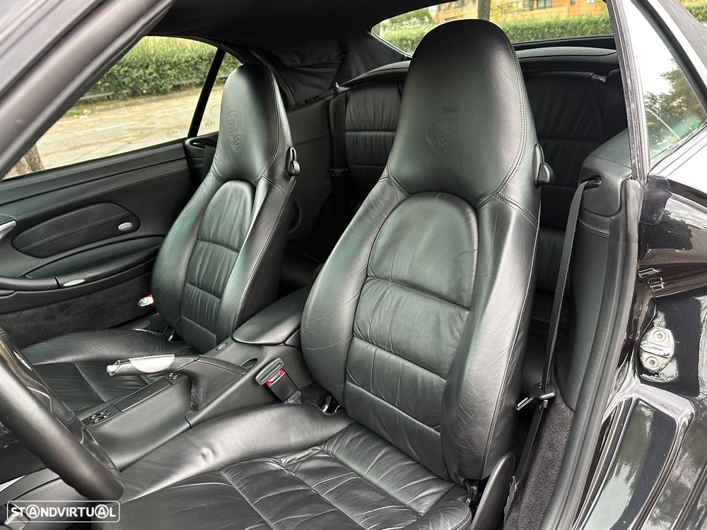 Porsche 911 (996) Turbo - 24