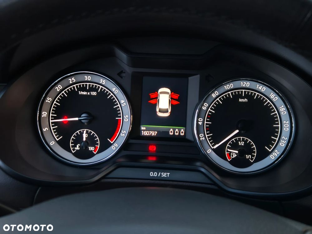Skoda Octavia 2.0 TDI 4x4 Scout - 33
