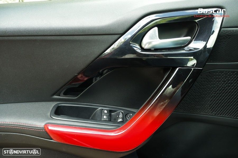 Peugeot 208 1.6 THP GTi - 25