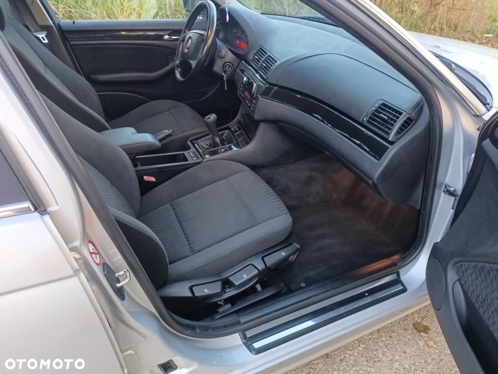 BMW Seria 3 - 22