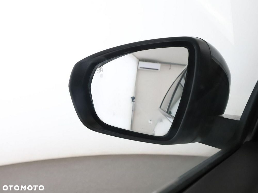 Peugeot 5008 1.6 BlueHDI Allure S&S EAT6 - 38