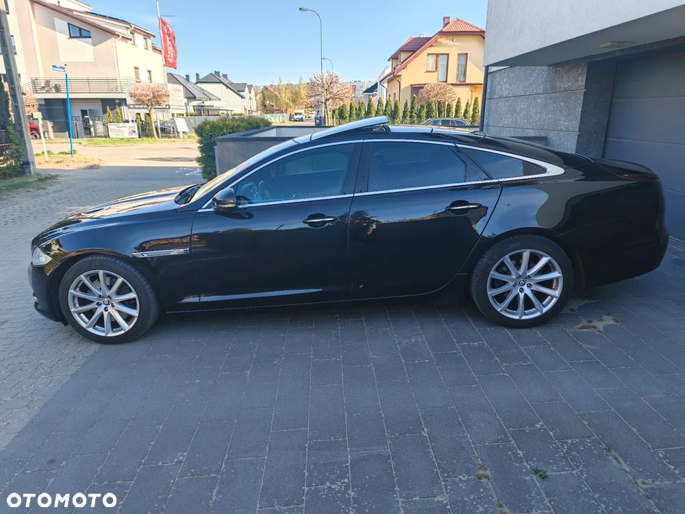 Jaguar XJ 3.0 D V6 Portfolio - 11