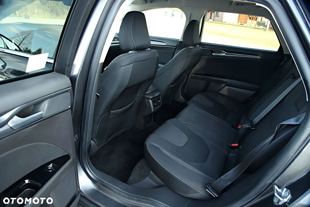 Ford Mondeo 2.0 EcoBlue Titanium - 20