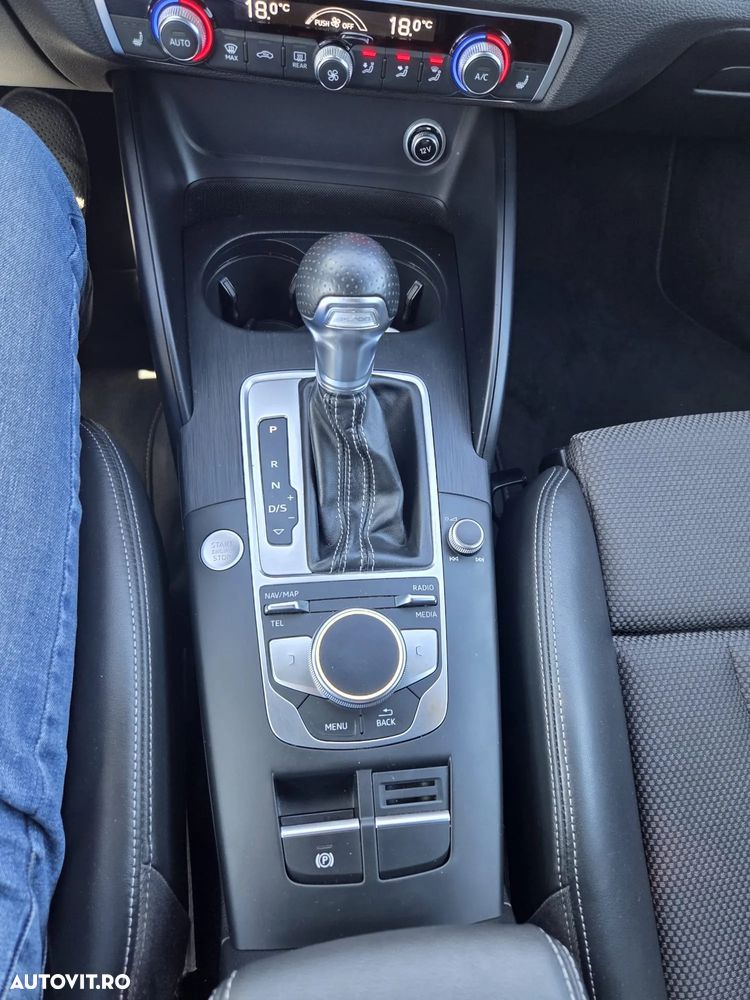 Audi A3 Sportback 40 S tronic sport - 11