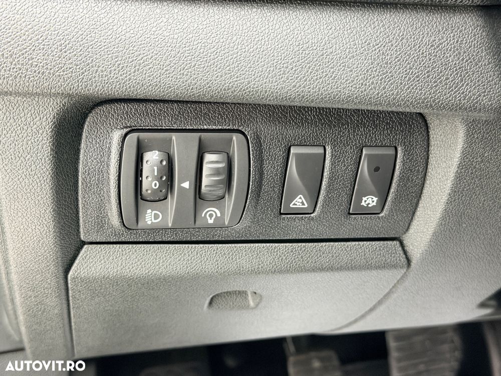 Renault Megane ENERGY dCi 130 BOSE EDITION - 15