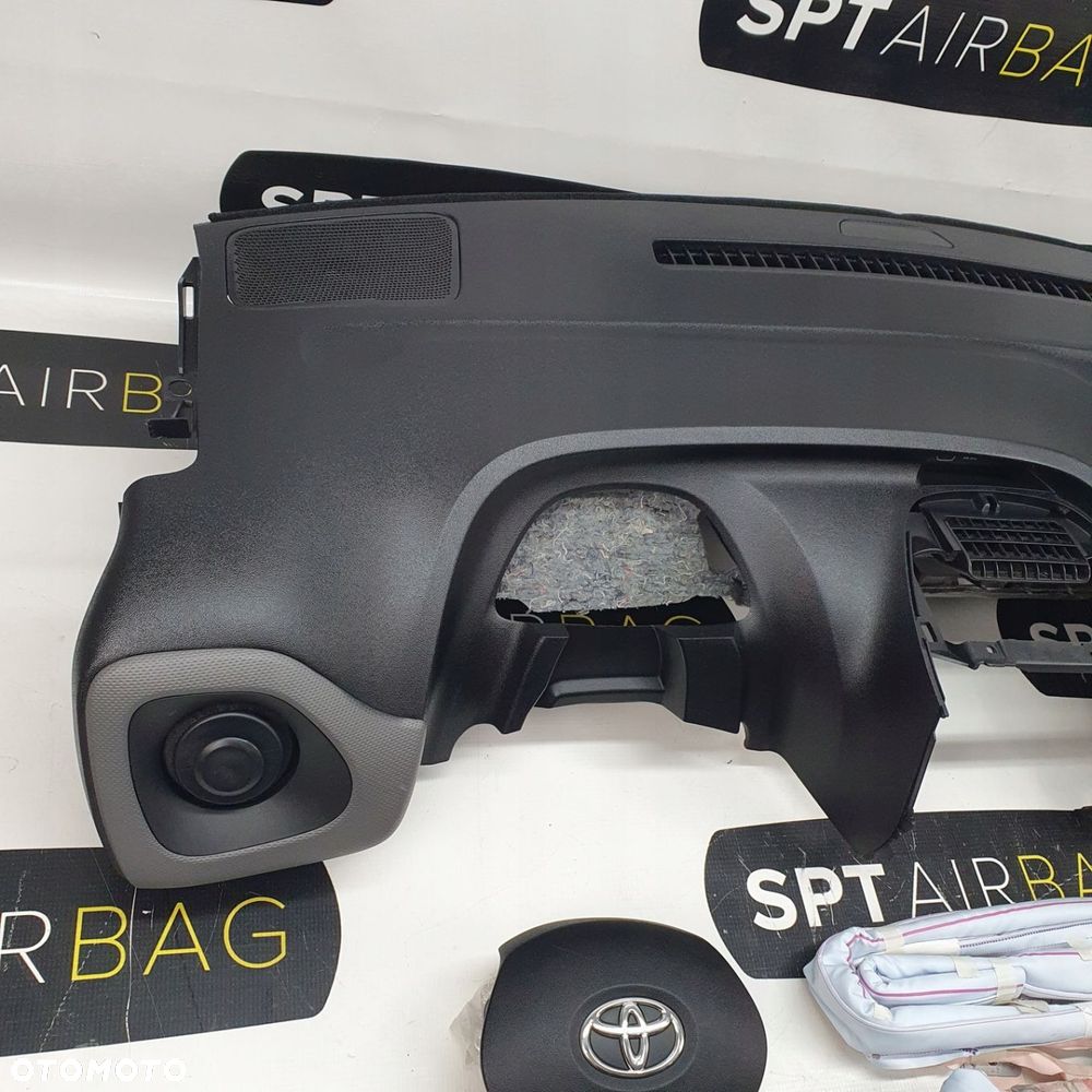 TOYOTA AYGO 2 II DESKA ROZDZIELCZA KONSOLA KOKPIT PULPIT PODUSZKI AIRBAG AIR BAG PASY KIT SET - 2
