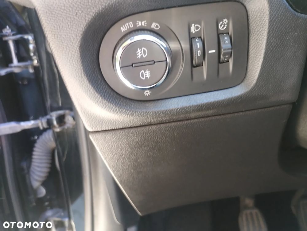 Opel Corsa - 9