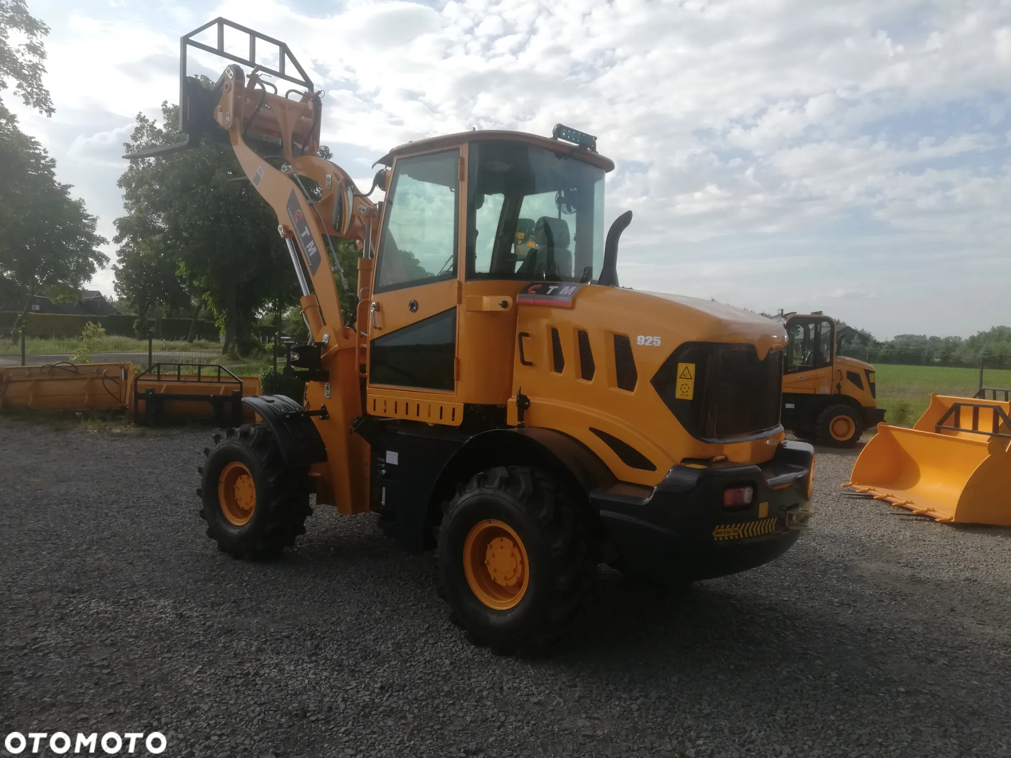 CTM 925 - 27