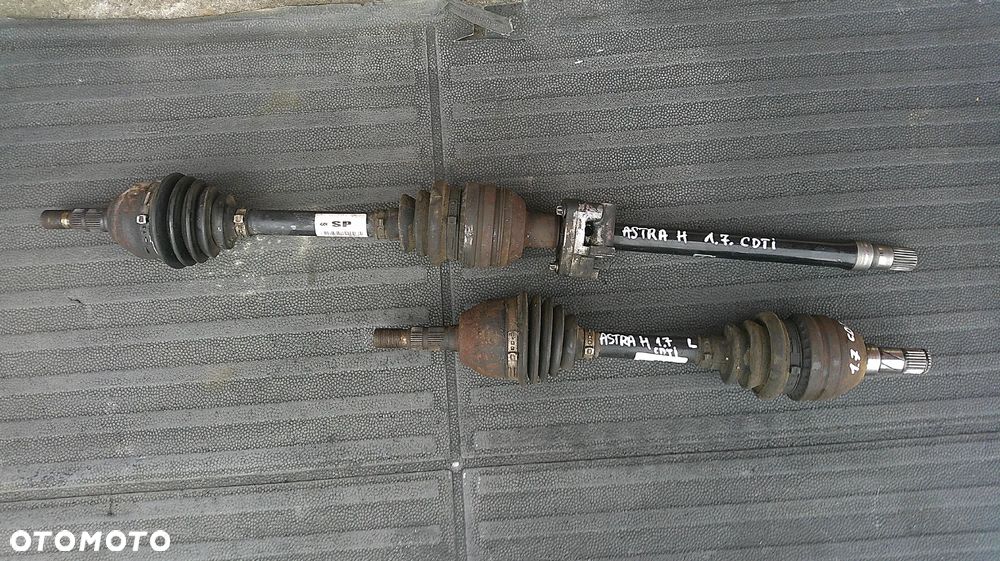 OPEL ASTRA 3 H 1.7 CDTI PÓŁOŚ PRAWA LUB LEWA - 1