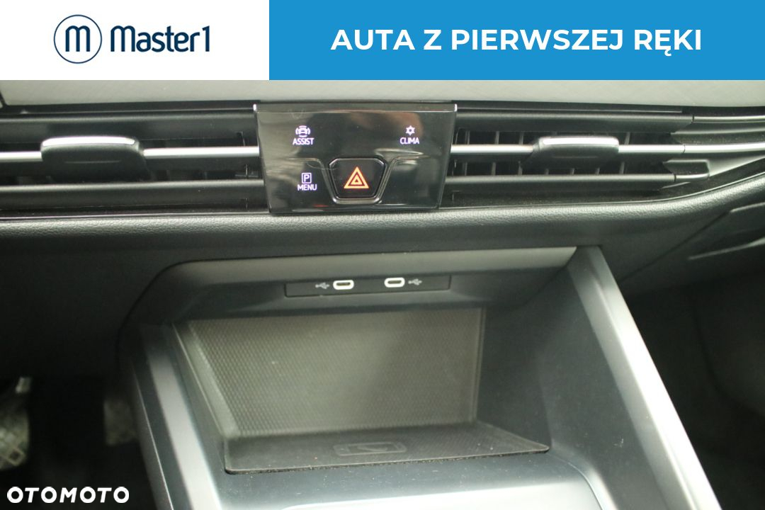 Volkswagen Golf VIII 1.5 TSI EVO Life - 19