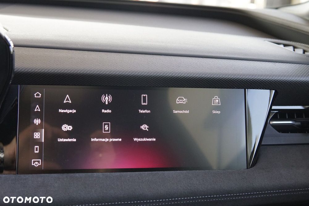 Audi Q6 e-tron - 28