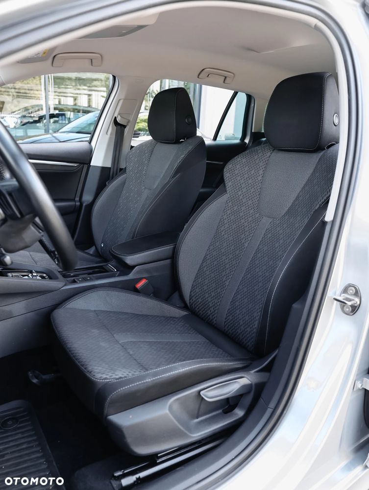 Skoda Octavia 2.0 TDI Style DSG - 12