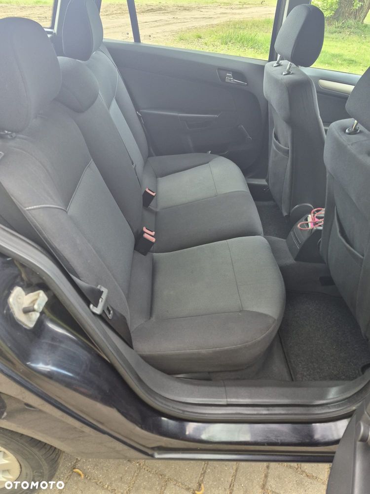 Opel Astra 1.9 CDTI - 6