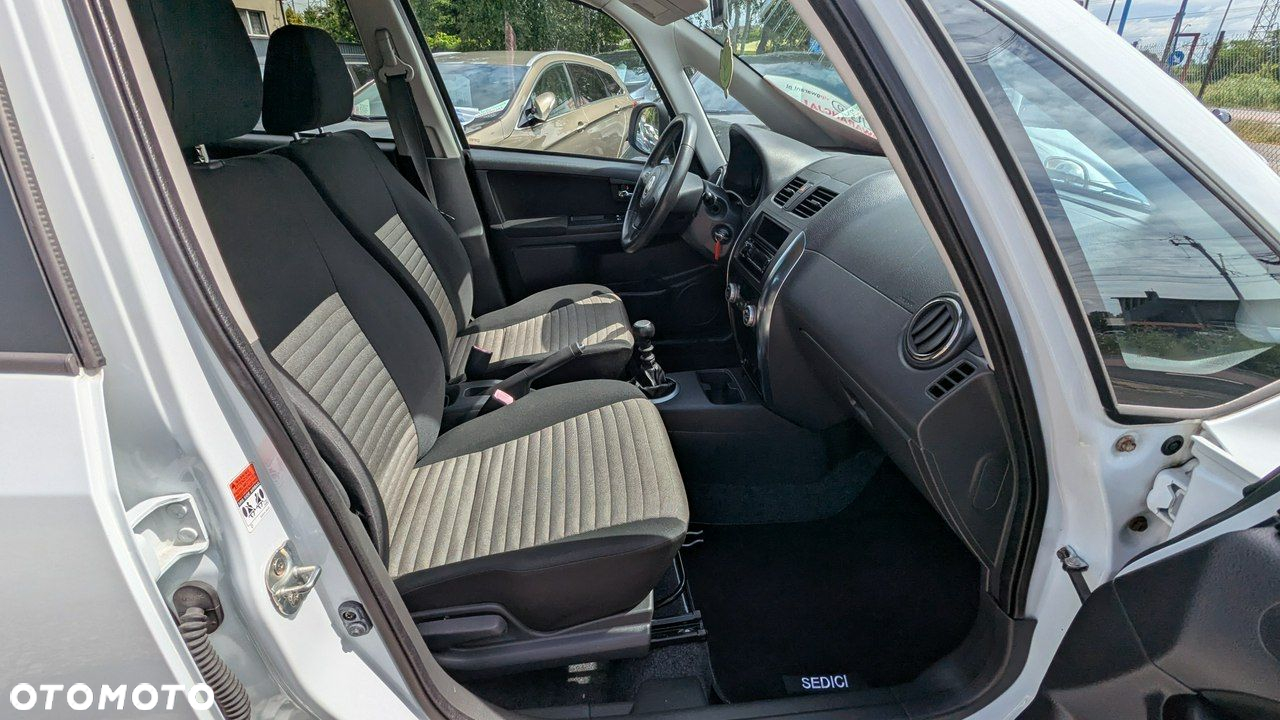 Fiat Sedici - 15