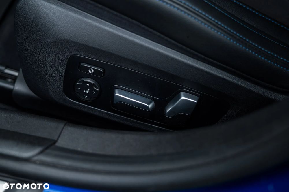 BMW Seria 3 330i xDrive M Sport - 20