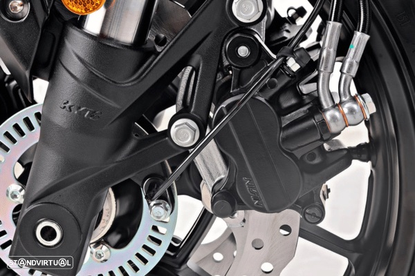 Voge 625 R - 15