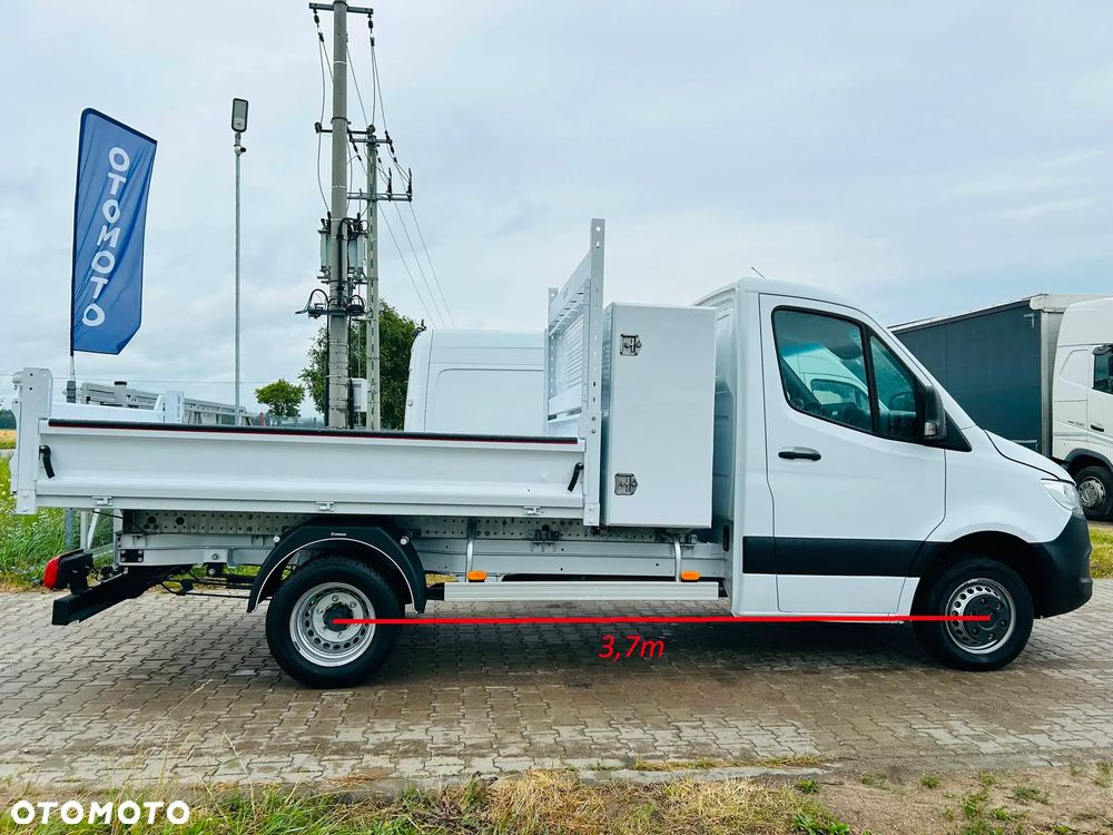 Mercedes-Benz Sprinter - 24