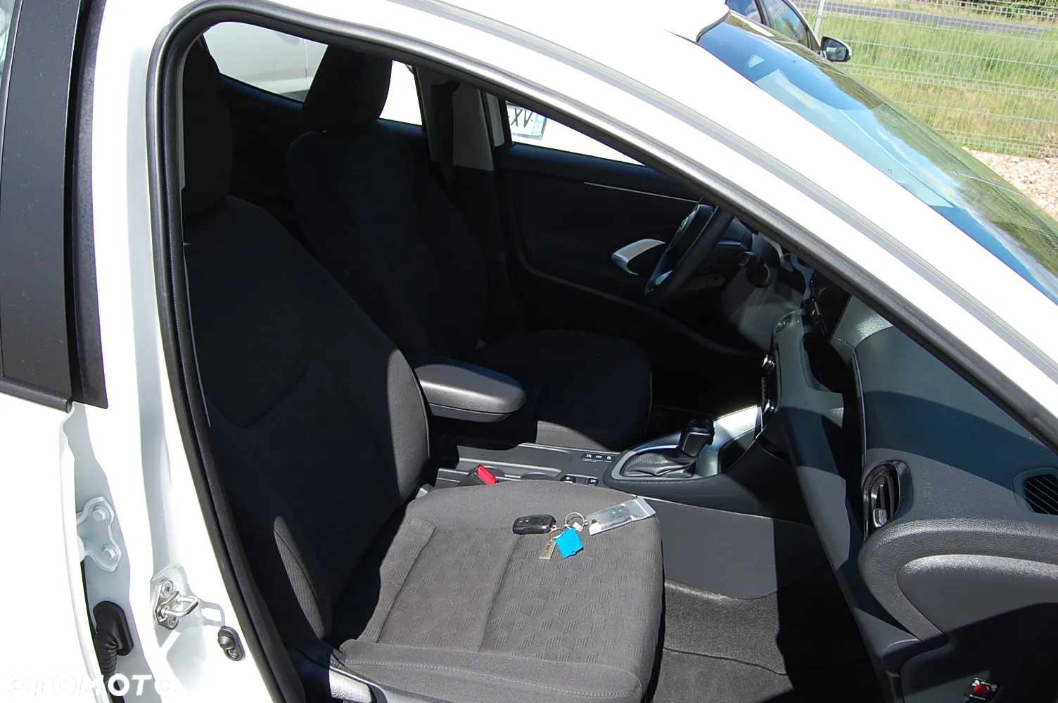 Toyota Yaris - 25