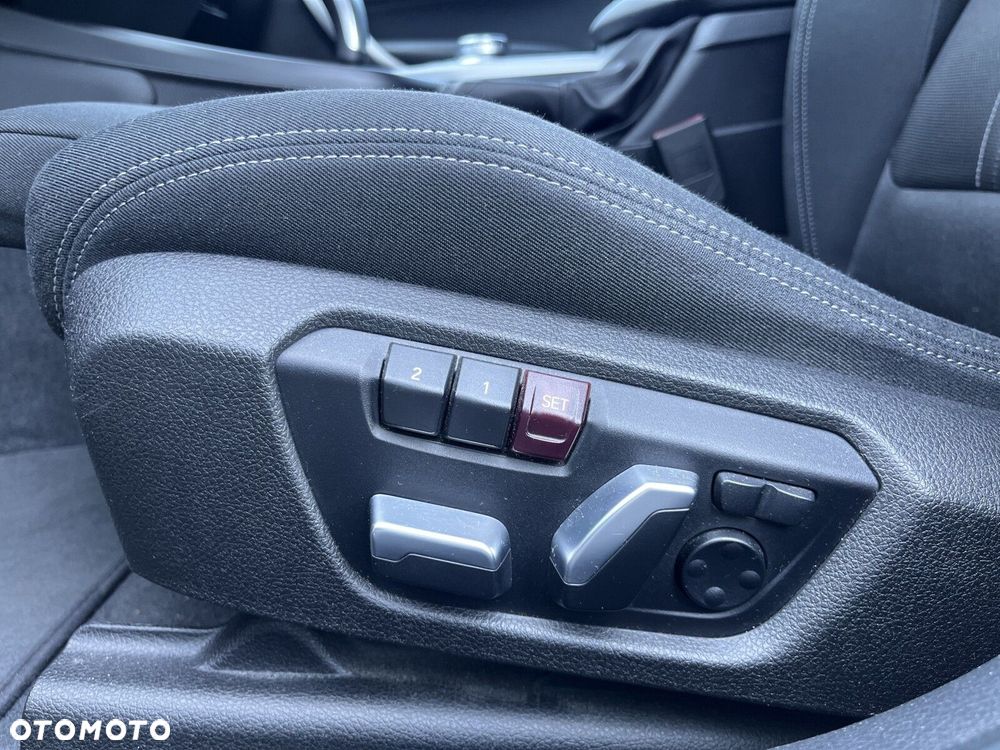 BMW Seria 1 - 23