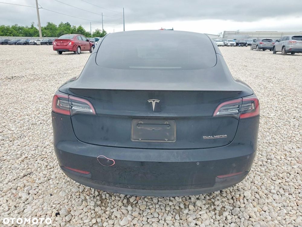 Tesla Model 3 Long Range AWD - 6