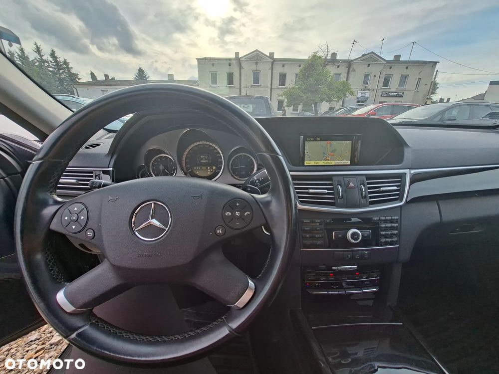 Mercedes-Benz Klasa E 220 CDI BlueEff Elegance - 9