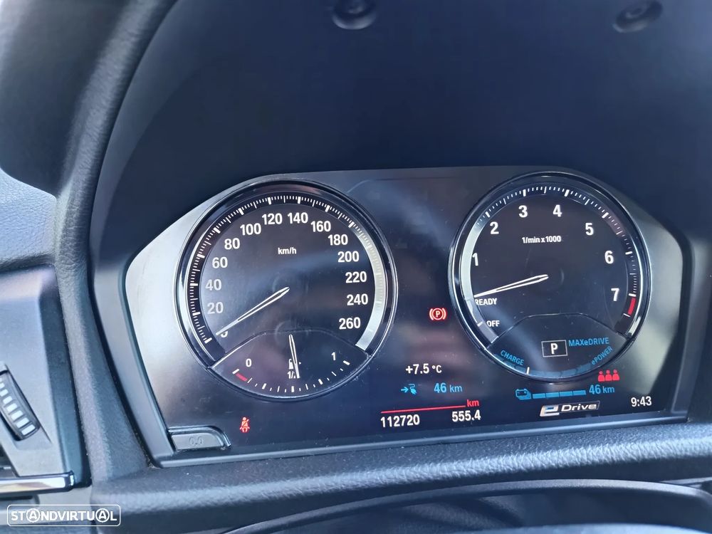 BMW 225xe Active Tourer - 1