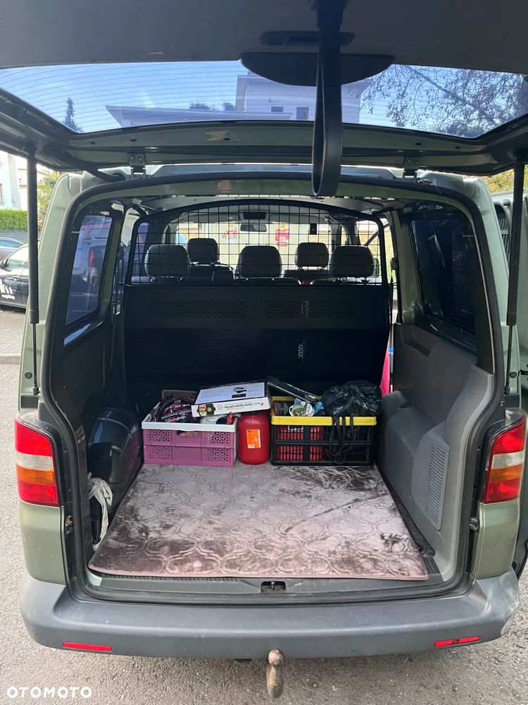 Volkswagen Transporter T5 TDI L1H1 - 11