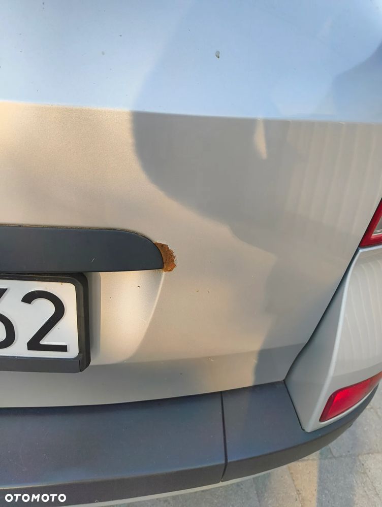 Renault Clio 1.2 16V Authentique - 10