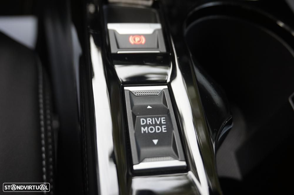 Peugeot 208 1.2 PureTech GT Line - 31