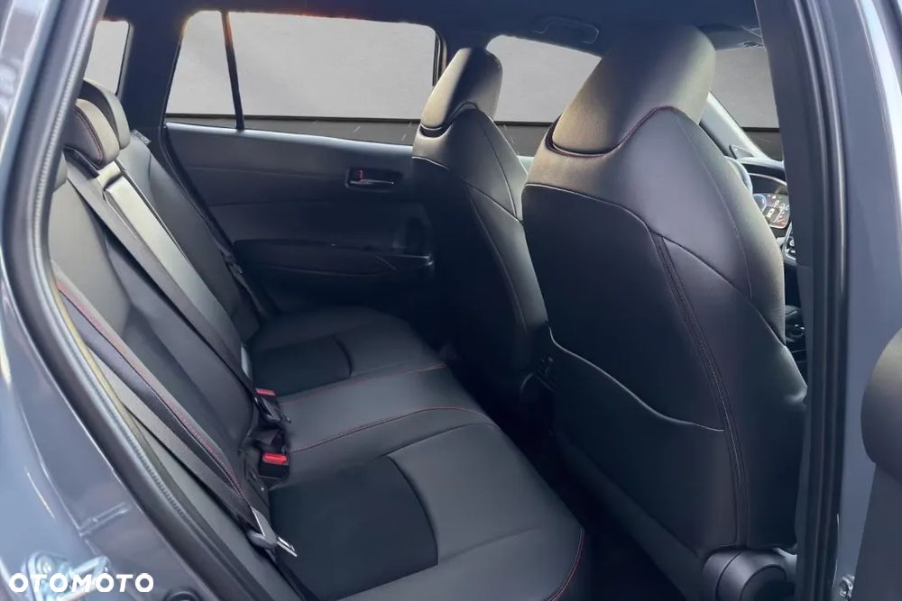 Toyota Corolla Cross 2.0 Hybrid GR Sport AWD - 21