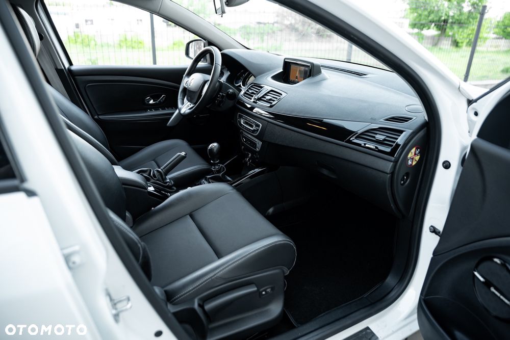 Renault Megane ENERGY TCe 115 Start & Stop Bose Edition - 22