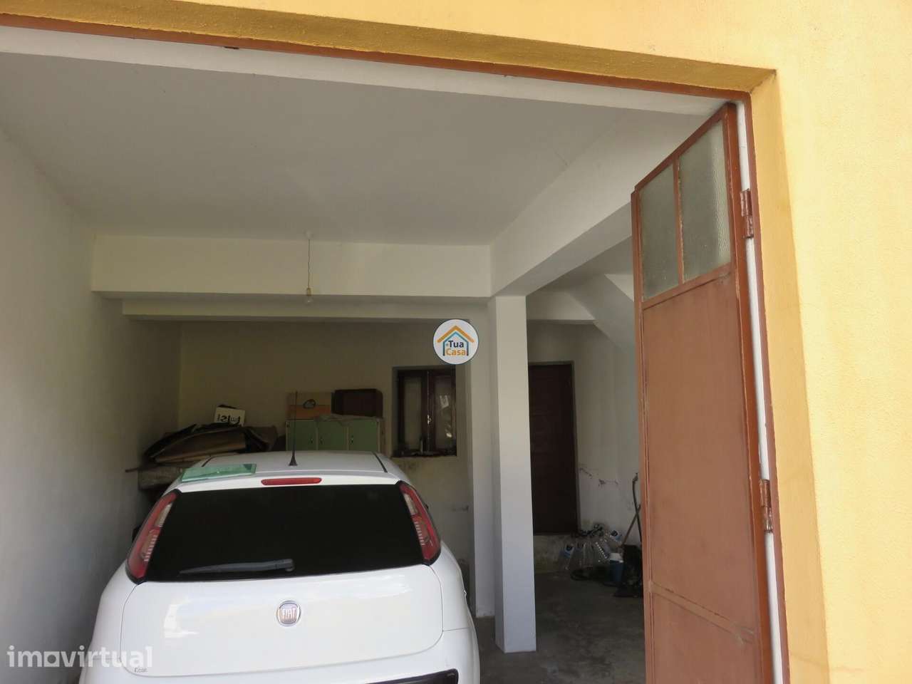 Oportunidade de Investimento: Moradia de 3 Pisos, duas garagens indivi - Grande imagem: 3/44