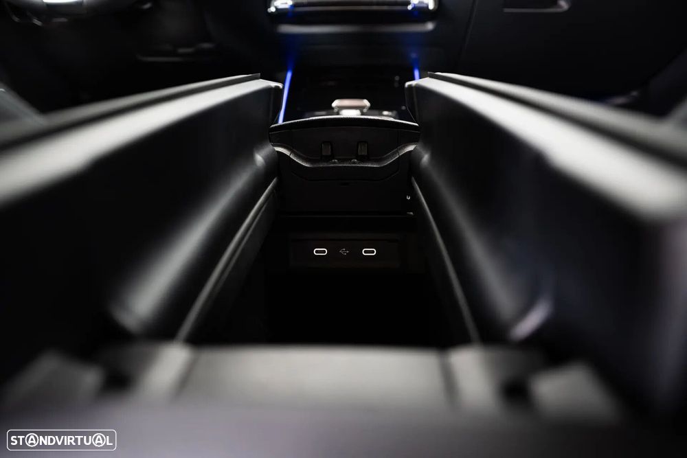 Mercedes-Benz EQA - 40