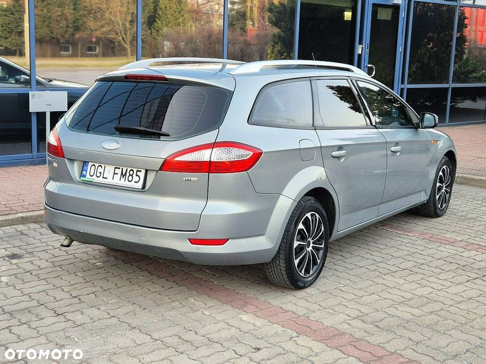 Ford Mondeo - 12