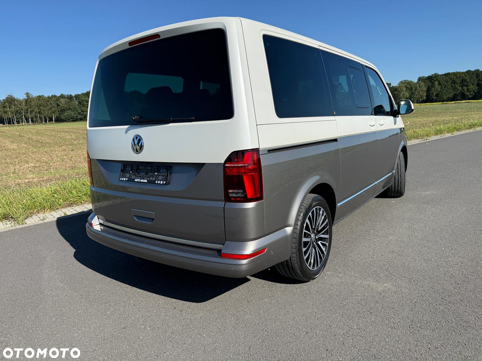 Volkswagen Multivan 2.0 BiTDI L1 Highline 4Motion DSG - 16