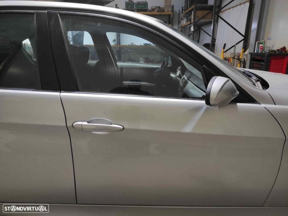 PORTA FRENTE DIREITA BMW SERIE 3 BERLINA (E90) 320D - 1