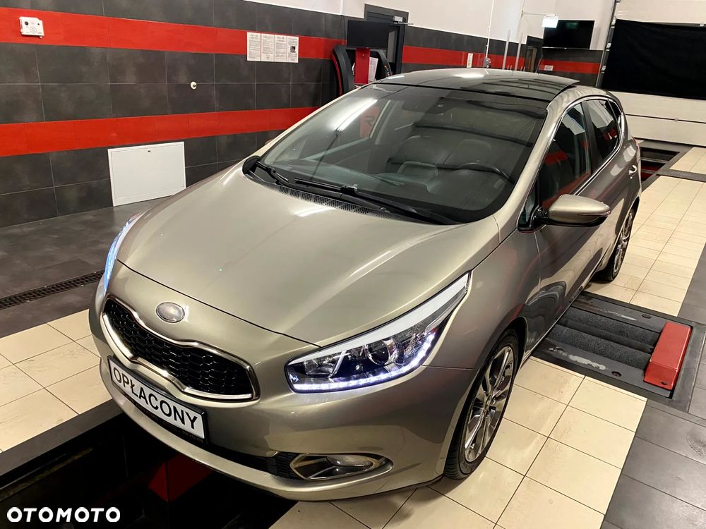 Kia Ceed 1.6 GDI ISG Vision - 2