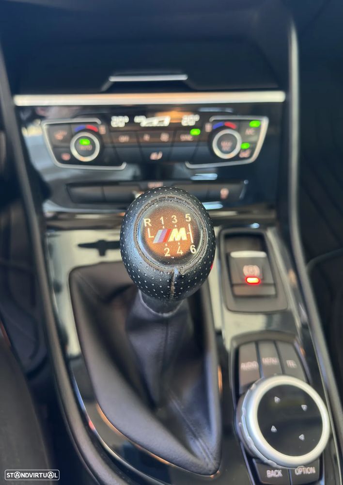 BMW 216 Active Tourer d Advantage - 24