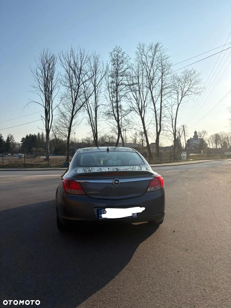 Opel Insignia 1.8 - 3